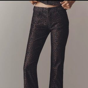PILCRO HIGH-RISE ANIMAL-PRINT FLARE JEANS